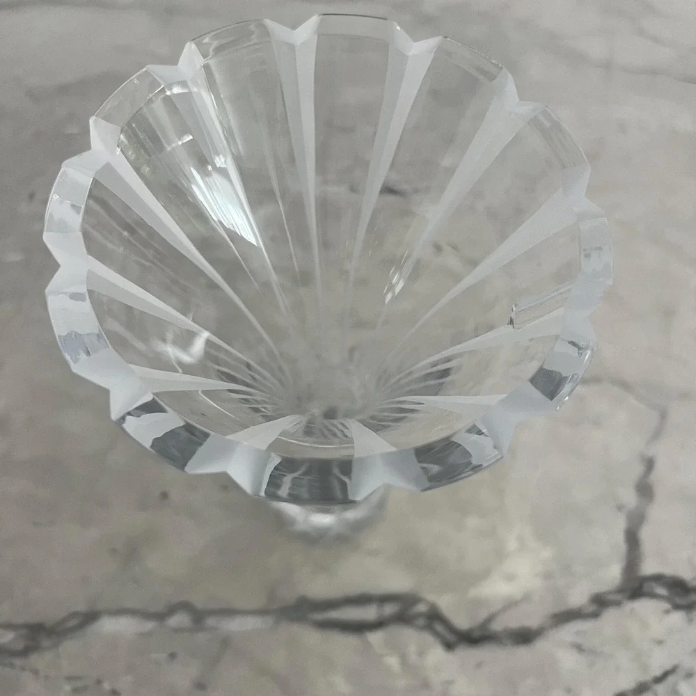 Fluted crystal vase -‎ 9